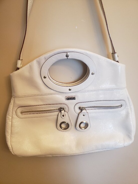 kate spade Handbags - Kate Spade white hand/shoulder bag. Good condition